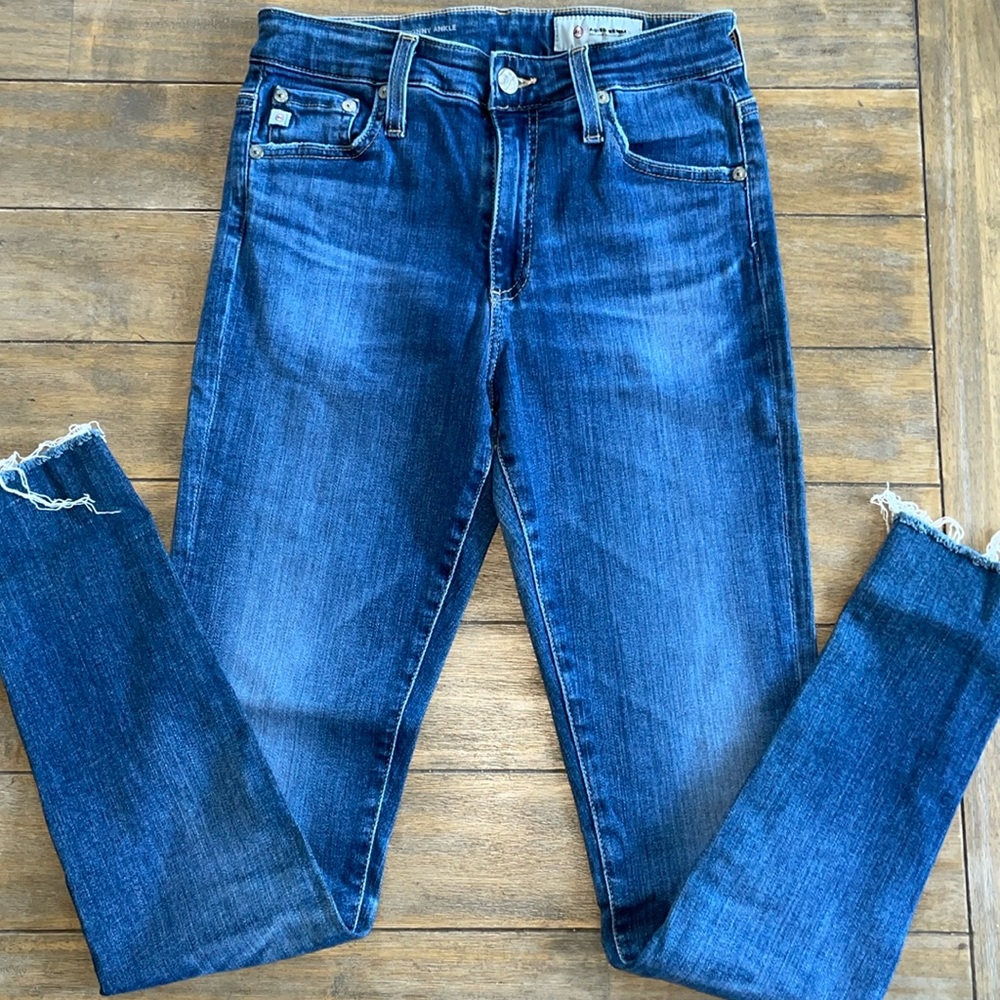 AG: The Farrah, High Rise Skinny Jeans, Raw Hem, sz26 reg
